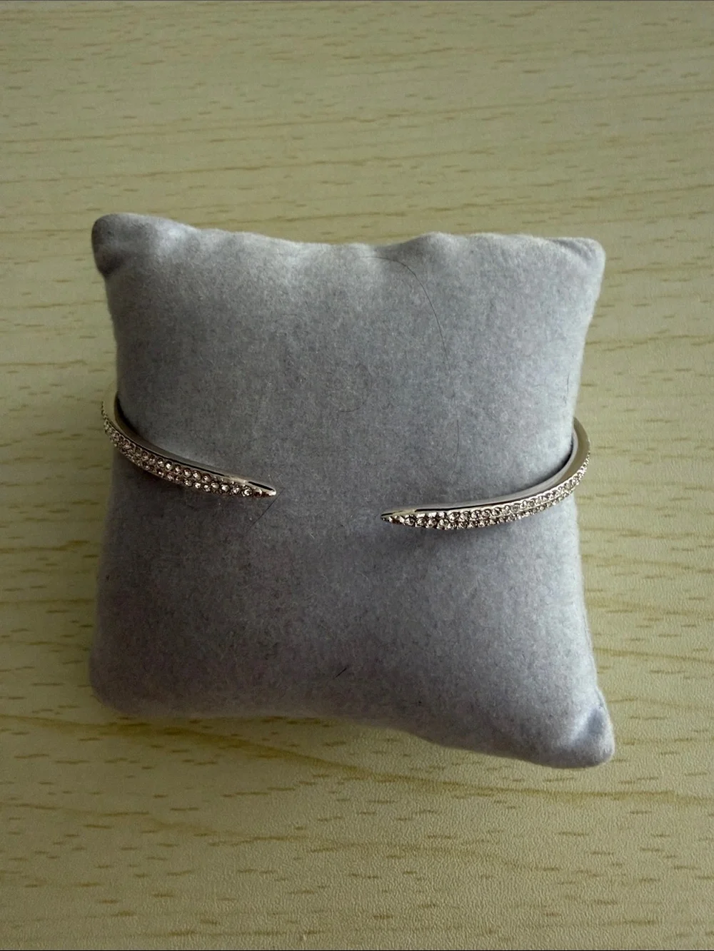 N/A delicate silver